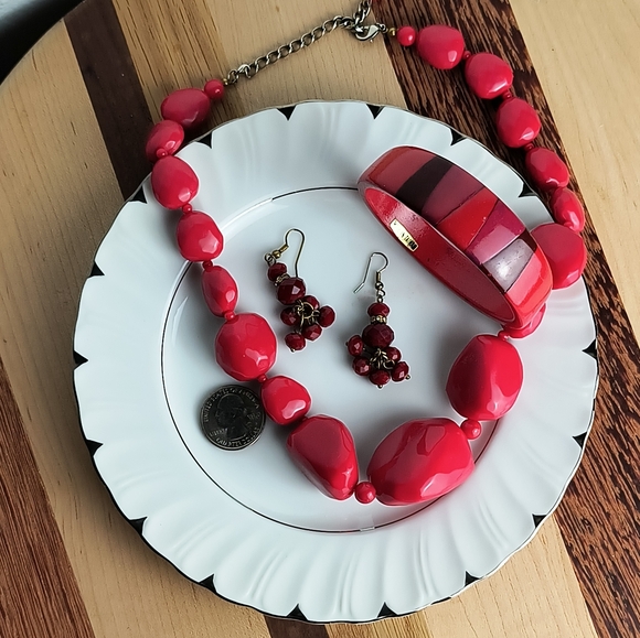 Jewelry Dish Bundle Of 4 Red Statement - Picture 4 of 5